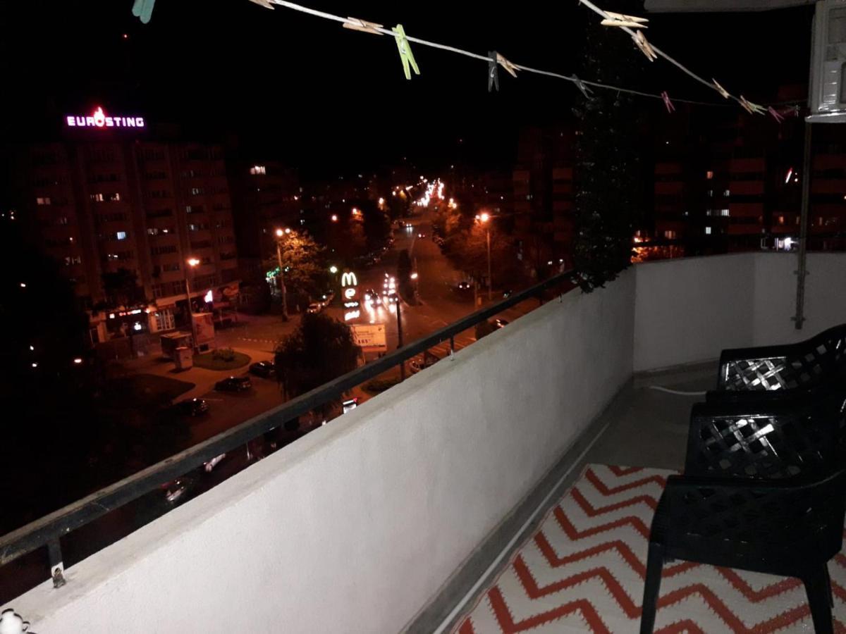 Hellen'S Ultracentral Apartament Buzău Exteriör bild