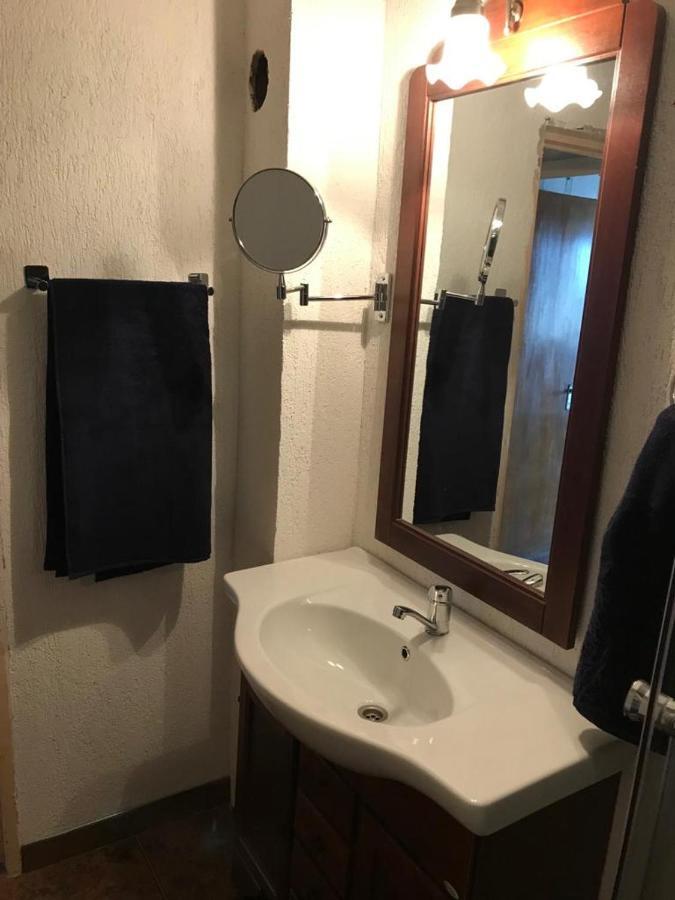 Hellen'S Ultracentral Apartament Buzău Exteriör bild